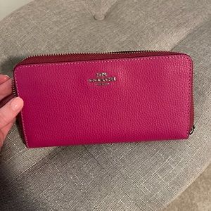 Coach pink wallet